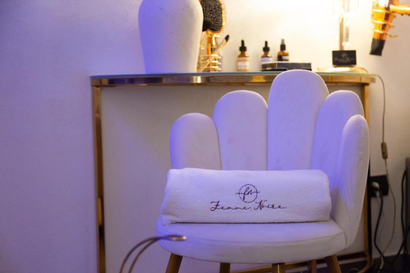 Femme Noir Luxury Spa Experience San Nicola La Strada エクステリア 写真